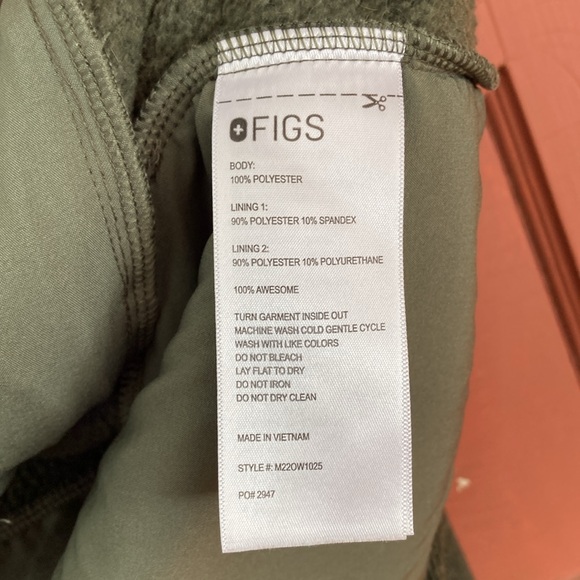 FIGS On-Shift Fleece Jacket, Moss - Picture 3 of 7